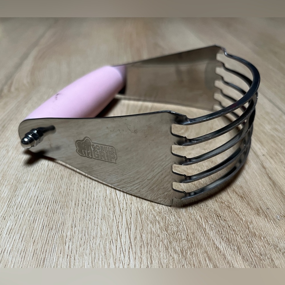 Gorilla Grip Premium Stainless Steel Pastry Dough Blender with Pink Handle